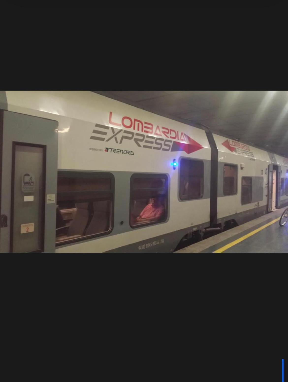 Room Malpensa - Servizio Taxi Mxp Da 20 Euro Lonate Pozzolo Exterior photo